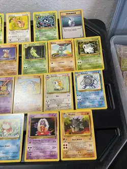 (30) Pokemon Card ALL VTG Lot Cards 1999 Base Set 2 Charmander Bulbasaur - Image 4