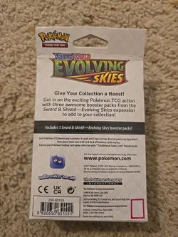 Sealed 3 Pack Evolving Skies Hanger Box Pokemon TCG Sword & Shield booster 820650851551 - Image 2