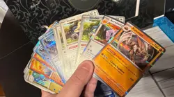 Pokemon TCG Bulk Mixed Sets | 6.59 lb | Common, Foil & Reverse | PTBR CARDS 🇧🇷 - Image 4