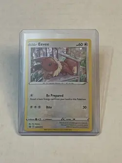 Pokemon TCG Eevee SWSH175 Sword & Shield Black Star Promo Holo 2021 NM - Image 1