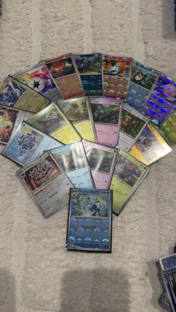 Pokemon TCG Reverse Holo Poke Ball Bundle X20 Cards - Image 1