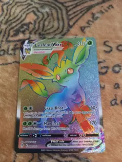 Pokemon TCG: Rainbow Rare Leafeon Vmax 204/203 Evolving Skies Full Art secret - Image 5