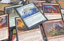 Unsorted Magic: The Gathering TCG and CCG Trading Cards (2000 Plus Cards) - Image 2