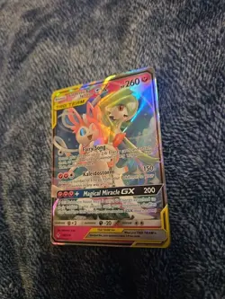 Pokemon TCG Gardevoir & Sylveon GX Holo Card 130/214 Tag Team Unbroken Bonds - Image 3