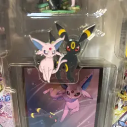 Pokemon Scarlet & Violet Prismatic Evolutions Premium Figure Collection New - Image 5