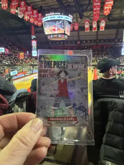 One Piece College Basketball US Voyage Monkey.D.Luffy Card IN HAND-UNOPENED - Image 1
