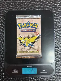 First Edition Pokemon Fossil Booster Packs New Factory Sealed Lot of 3 WOC06071 - Image 3