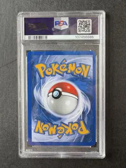 REV. HOLO SWIRL Vileplume, PSA 8, Pokemon Southern Islands (2001), 17/18 - Image 2