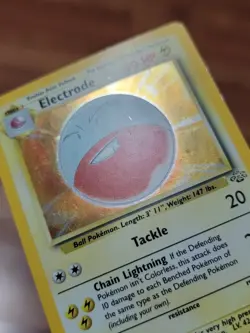Electrode Holo Rare - Jungle Set 2/64 - WOTC Vintage Pokemon Card MP! - Image 2
