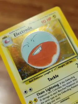Electrode Holo Rare - Jungle Set 2/64 - WOTC Vintage Pokemon Card MP! - Image 3