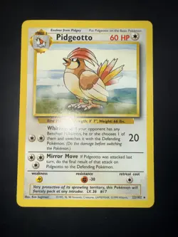 Pokemon Cards: Pidgeotto 22/102: Base Set Non Holo Rare: LP - Image 1