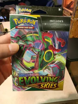 Sealed 3 Pack Evolving Skies Hanger Box Pokemon TCG Sword & Shield booster - Image 1