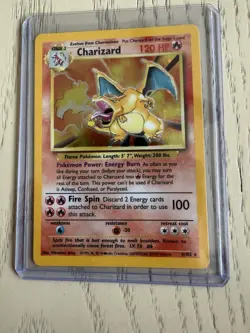 Charizard Pokemon Base Set Unlimited Black Dot Error #4 Holographic Card 4/102 - Image 1
