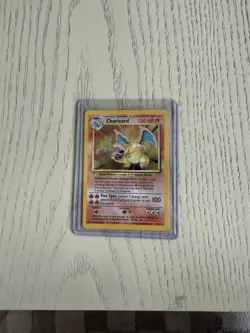 Charizard Pokemon Base Set Unlimited Black Dot Error #4 Holographic Card 4/102 - Image 2