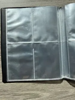 Ultra Pro Pokemon TCG -4 Pocket Portfolio Album -CHARIZARD - Image 4