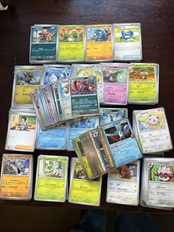 1000 Card Pokemon Bulk Lot Common/Uncommon Holos Reversed Holo All mint/unplayed - Image 1