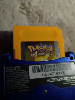 Pokemon Yellow Version Nintendo Game Boy Color, 1999 - SAVES & WORKS - Image 3