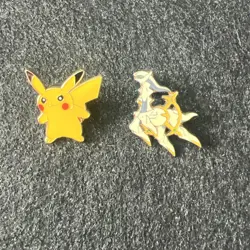 Arceus & Pikachu OFFICIAL PIN Pins from Collection Box Pokemon - Image 1
