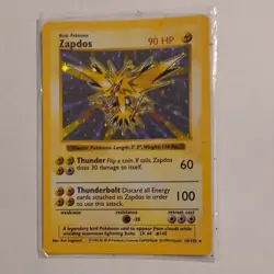 Pokemon Zapdos Base Set Shadowless Holo Rare 016/102 English - Image 1