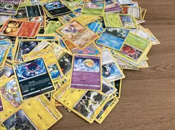 2.5LB Lot of Mixed Assorted Various Pokemon Cards TCG CCG Trading Cards - Image 4