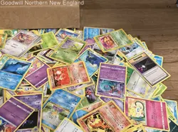 2.5LB Lot of Various Mixed Assorted Pokemon Cards Trading Cards TCG CCG - Image 3
