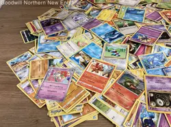 2.5LB Lot of Various Mixed Assorted Pokemon Cards Trading Cards TCG CCG - Image 5
