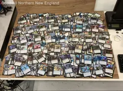 2.5LB Lot of Various Assorted Magic the Gathering Cards TCG in Collectible Box - Image 1