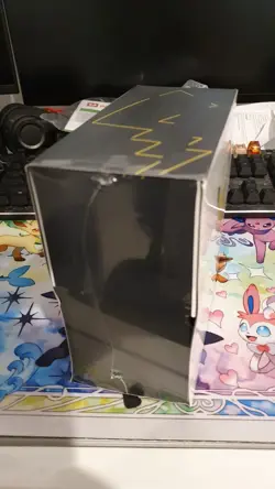 Pokemon TCG - Celebrations Elite Trainer Box ETB - NEW Factory SEALED English - Image 2
