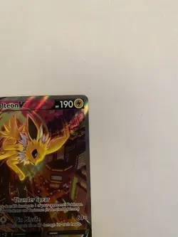 Jolteon V SWSH183 SWSH Black Star Promo Pokemon TCG Card NM - Image 3
