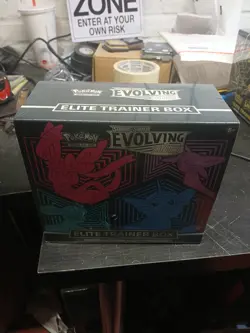 Pokemon TCG: Evolving Skies Elite Trainer Box ETB Sealed (LOOK AT PICS) - Image 1