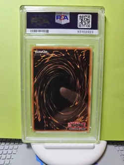 Yu-Gi-Oh Dark Magician Girl LART-EN019 PSA 9 - Image 2