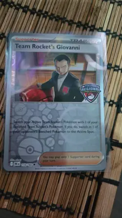 TEAM ROCKET'S MEWTWO GIOVANNI PROMO REGIONAL PLAYMAT 174/182 POKEMON - Image 2