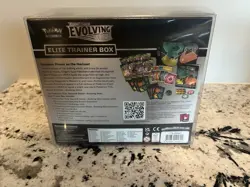 Pokemon TCG: Sword & Shield Evolving Skies - ETB Small Tear Please See Pics. 820650808944 - Image 4