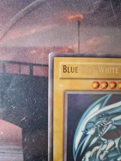 Yugioh Blue Eyes White Dragon SDK E001 1st.Edition Ultra Rare - Image 2