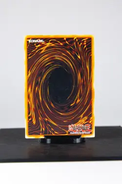 Yu-Gi-Oh! Harpie's Feather Duster SDD-003 Secret Rare HP Heavily Played - Image 2