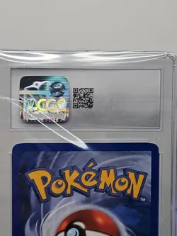Mysterious Fossil 109/110 Legendary Collection Reverse Holo CGC 9 Pokemon - Image 4
