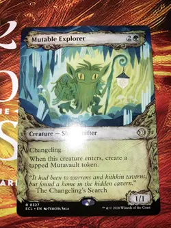 Mutable Explorer (Showcase) Lorwyn Eclipsed Regular - Image 1