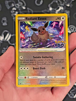 Radiant Eevee SWSH230 Sword & Shield: Black Star Promo Card Holo - NM - Image 1