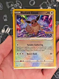 Radiant Eevee SWSH230 Sword & Shield: Black Star Promo Card Holo - NM - Image 3