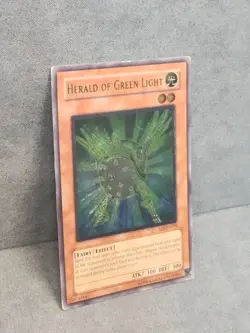 Yugioh Herald of Green Light EOJ-EN018 Ultimate Rare Heavy Play - Image 4