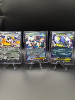 Lot of 26 Pokemon Cards in Mint Condition - Image 2