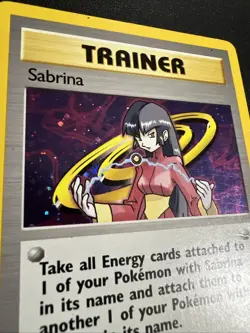 Vintage 1999 Sabrina Trainer (20/132) Holo Pokemon Card - Image 5