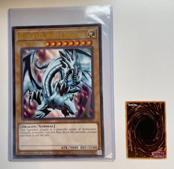 Yugioh Blue Eyes White Dragon Jumbo Oversized Card NM/MINT - Image 4