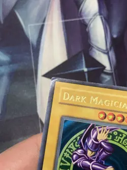 Yugi Dark Magician SDY-006 Starter Deck Unlimited Ultra Rare - Image 2