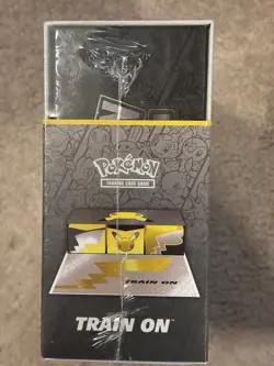 Pokemon TCG: Celebrations Ultra-Premium Collection Box (2021) SEALED 820650829147 - Image 3