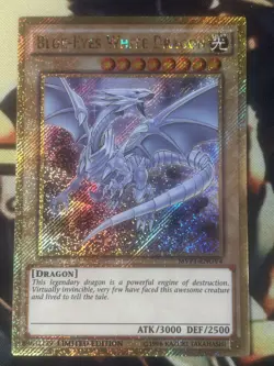Yugioh: Blue-Eyes White Dragon - MVP1-ENGV4 - Gold Secret Rare - 1st Edition NM - Image 1