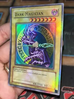 Yugioh Dark Magician SDY-006 FULL FOIL BLEED Unlimtied Holo Misprint See Pics - Image 5