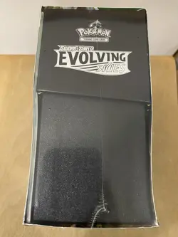 Pokemon TCG EVOLVING SKIES Elite Trainer Box ETB Brand New/Factory Sealed - Image 5