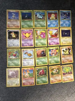 Lot Of 20 Wotc Era Pokemon Cards MP-LP - Image 1