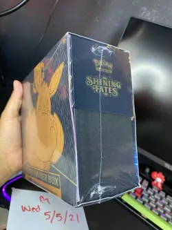 Pokemon TCG: Sword & Shield - Shining Fates Elite Trainer Box ETB - New & Sealed - Image 4